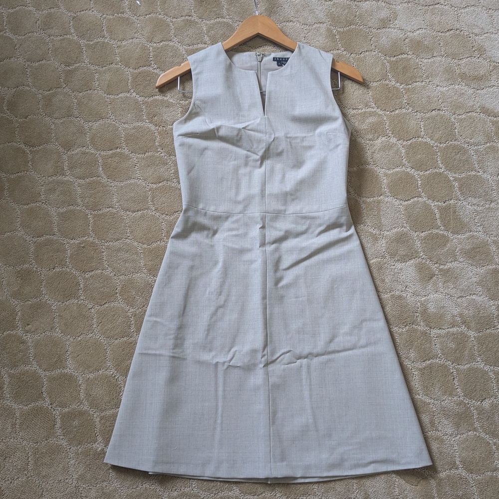 Elegant Sleeveless Gray Dress